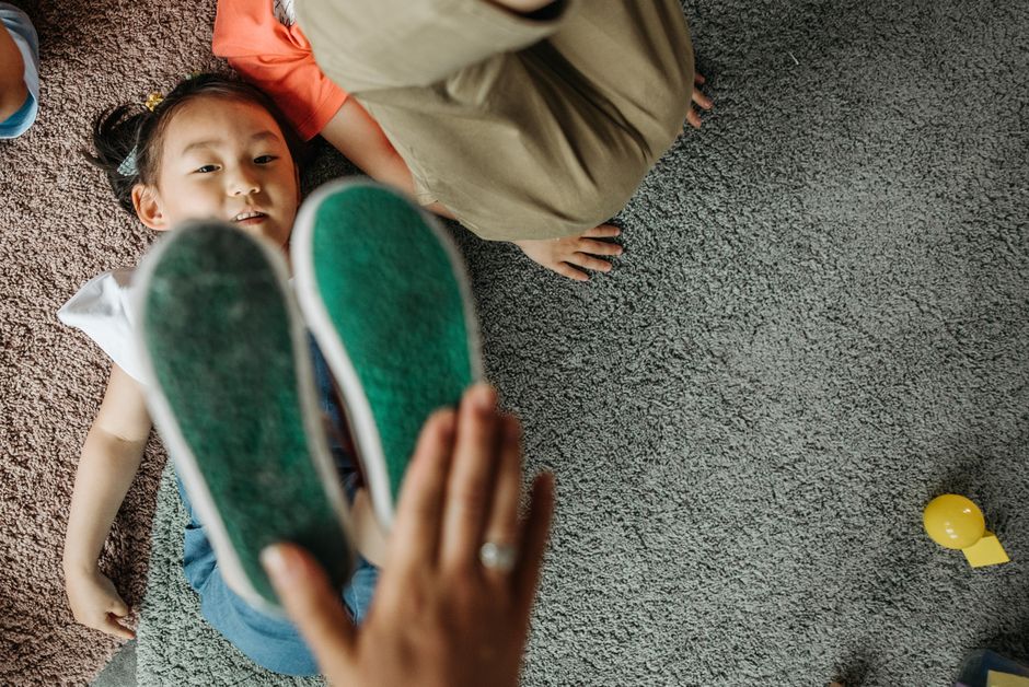 Carpet maintenance tips for homes with kids and pets 1 pexels photo 8441835