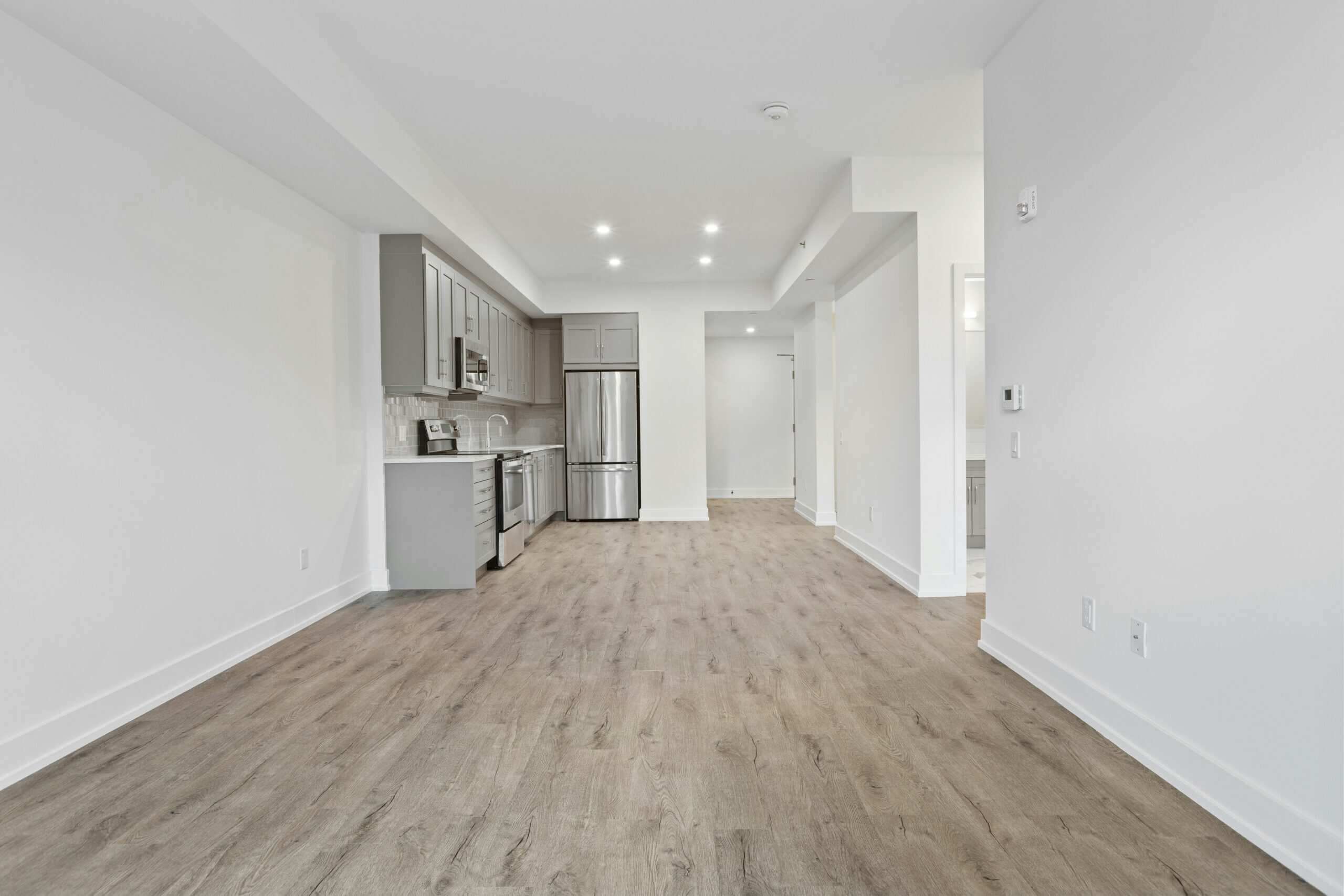 How to select the perfect flooring color scheme for your Columbus home 1 photo 1630699376289 b62375a35505 scaled